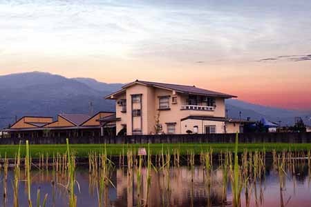 宜蘭民宿-輕鬆駐民宿